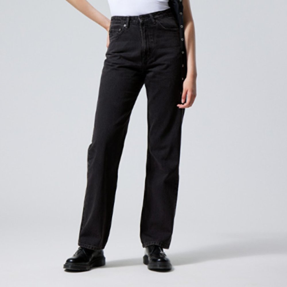 WEEKDAY - Rowe Extra High Straight Jeans - Black - waist 32 length 32